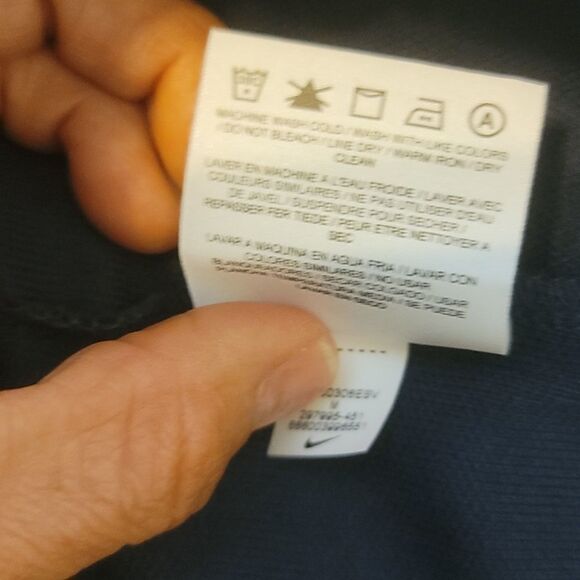 Nike golf size medium - Picture 9 of 9